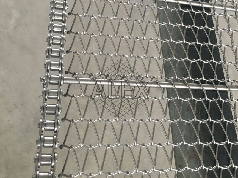 chain driven conveyor belt